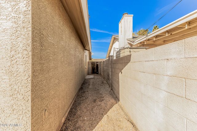 1755 W ANGEL FIRE Terrace, Phoenix, AZ 85027