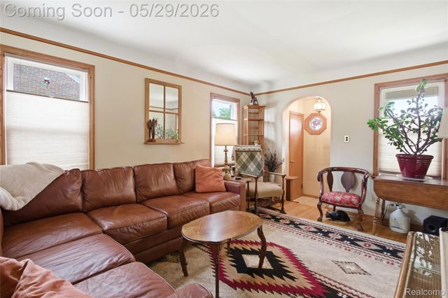 1188 Champaign Road, Lincoln Park, MI 48146