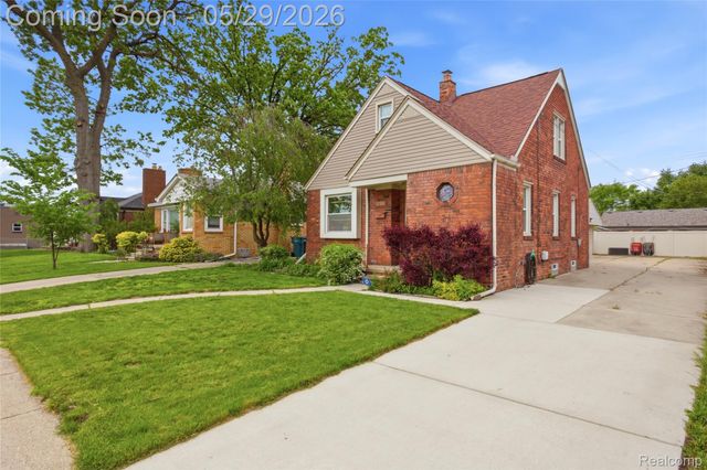 1188 Champaign Road, Lincoln Park, MI 48146