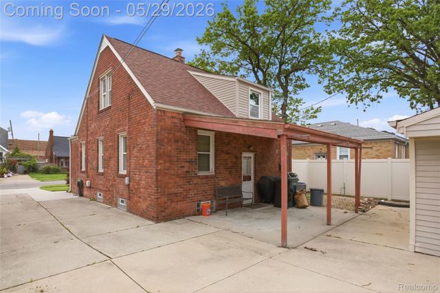 1188 Champaign Road, Lincoln Park, MI 48146