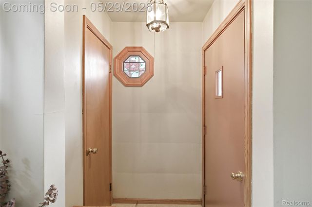 1188 Champaign Road, Lincoln Park, MI 48146