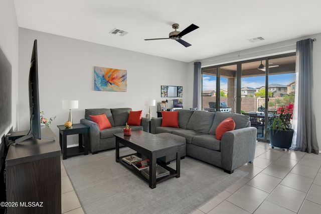 17369 S Nicholas Falls Drive, Vail, AZ 85641