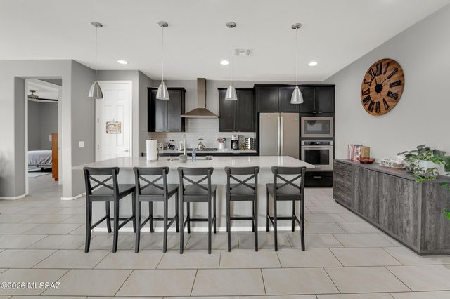 17369 S Nicholas Falls Drive, Vail, AZ 85641