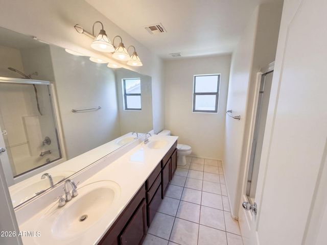 25583 W PIONEER Street, Buckeye, AZ 85326