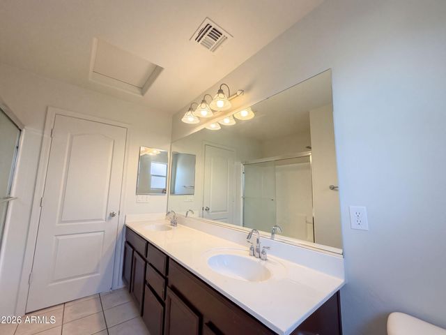 25583 W PIONEER Street, Buckeye, AZ 85326
