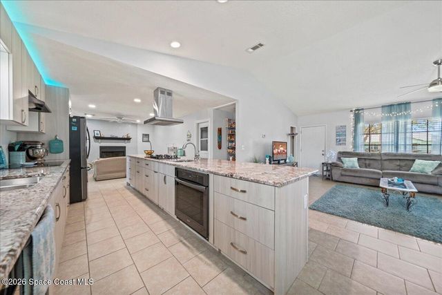 2594 Longwood Boulevard, Melbourne, FL 32934