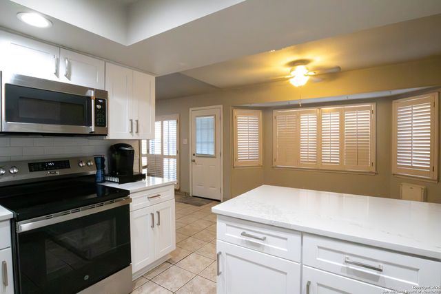 15054 Misty Bnd, San Antonio, TX 78217