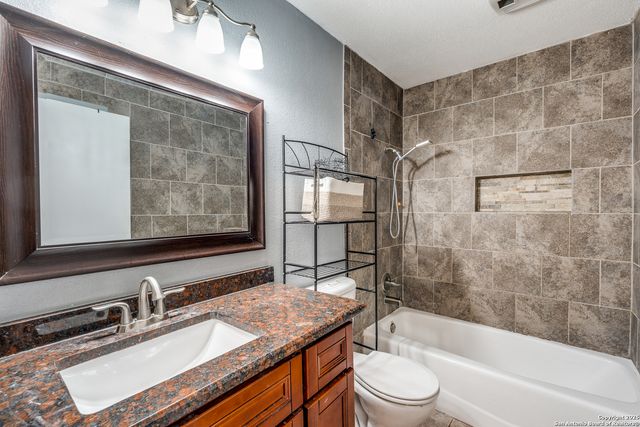 15054 Misty Bnd, San Antonio, TX 78217