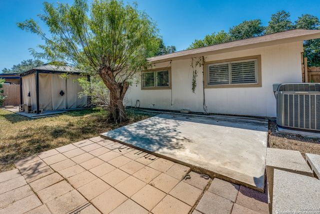 15054 Misty Bnd, San Antonio, TX 78217