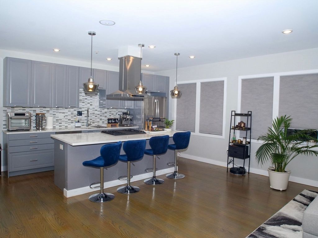 47 Sargent St 3, Boston, MA 02125
