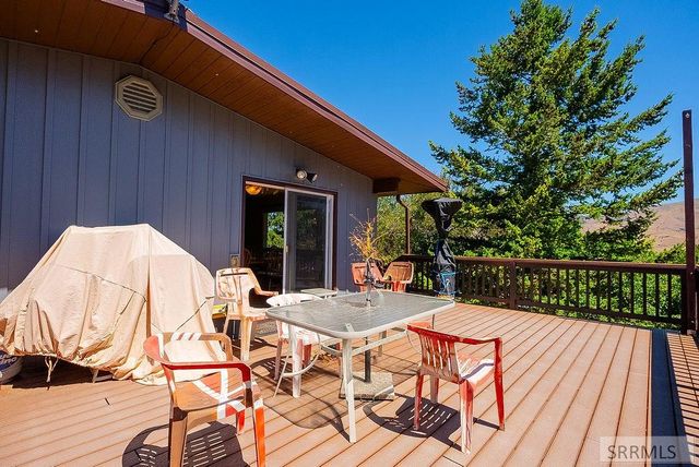 1255 Chokecherry Dr, Pocatello, ID 83204