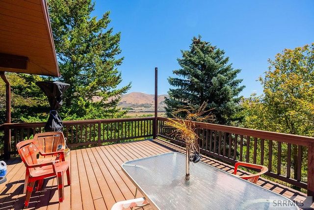 1255 Chokecherry Dr, Pocatello, ID 83204