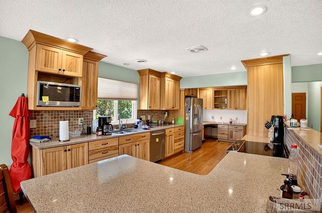 1255 Chokecherry Dr, Pocatello, ID 83204