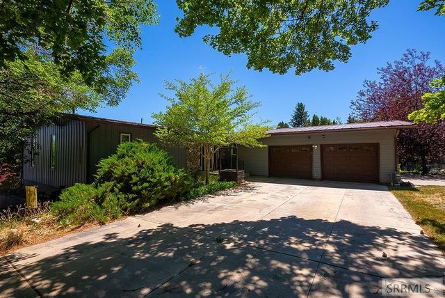 1255 Chokecherry Dr, Pocatello, ID 83204