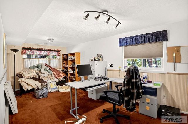 1255 Chokecherry Dr, Pocatello, ID 83204