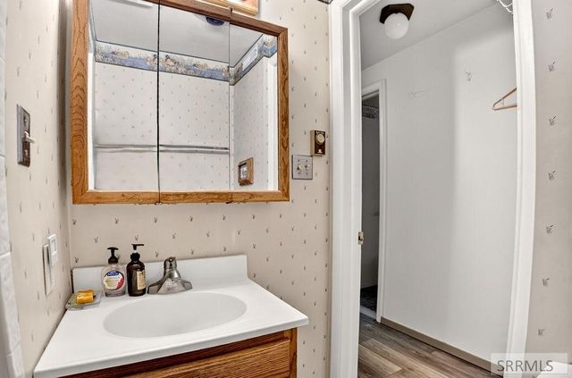 1255 Chokecherry Dr, Pocatello, ID 83204