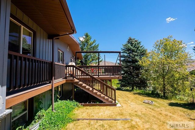 1255 Chokecherry Dr, Pocatello, ID 83204