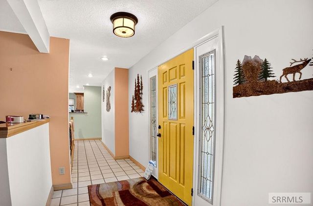 1255 Chokecherry Dr, Pocatello, ID 83204