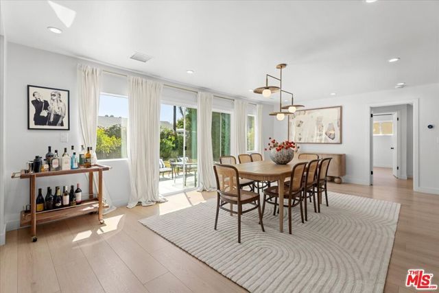 6460 Penfield Avenue, Los Angeles, CA 91367