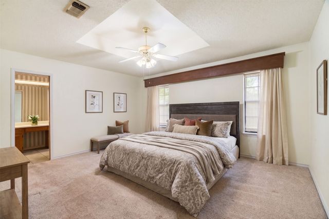 525 Medalist Street, Paris, TX 75460