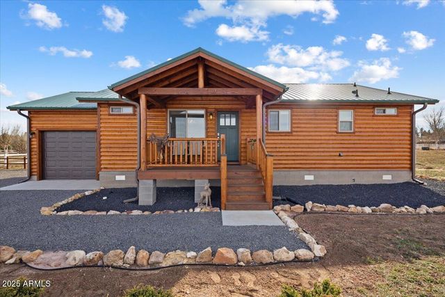 2321 QUARTER HORSE Trail, Overgaard, AZ 85933