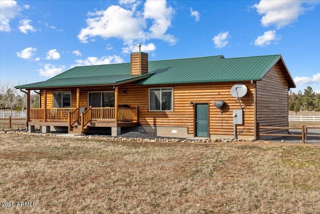 2321 QUARTER HORSE Trail, Overgaard, AZ 85933