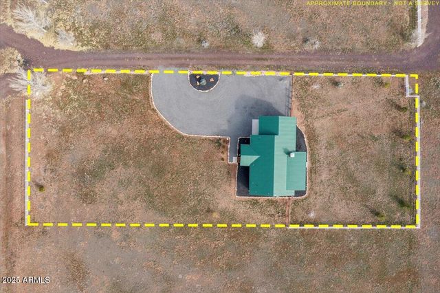 2321 QUARTER HORSE Trail, Overgaard, AZ 85933