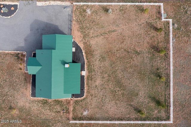 2321 QUARTER HORSE Trail, Overgaard, AZ 85933