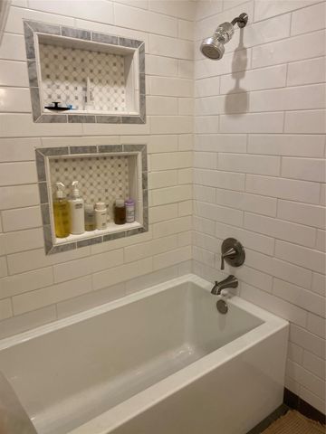 2414 S 5th ST A, Austin, TX 78704