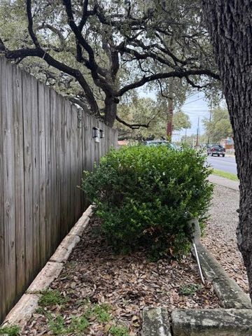 2414 S 5th ST A, Austin, TX 78704