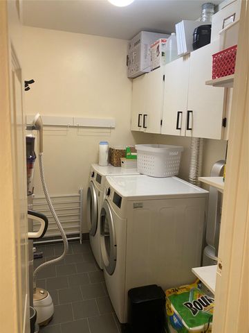 2414 S 5th ST A, Austin, TX 78704