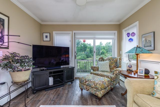 388 Western Ave Unit B2, Henniker, NH 03242