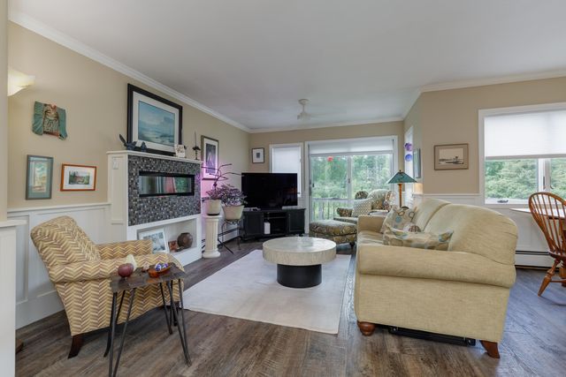 388 Western Ave Unit B2, Henniker, NH 03242