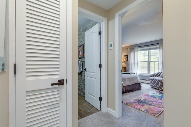 388 Western Ave Unit B2, Henniker, NH 03242