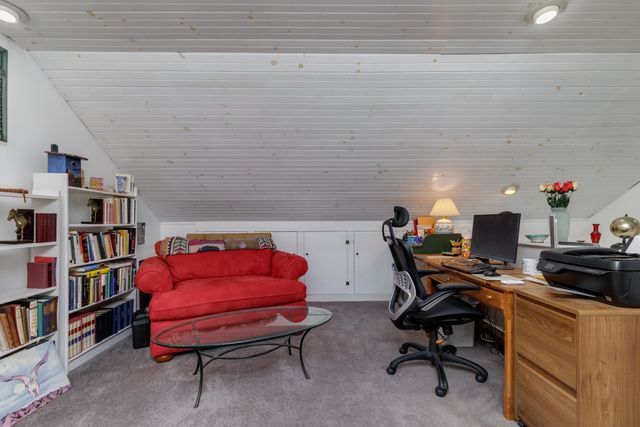 388 Western Ave Unit B2, Henniker, NH 03242
