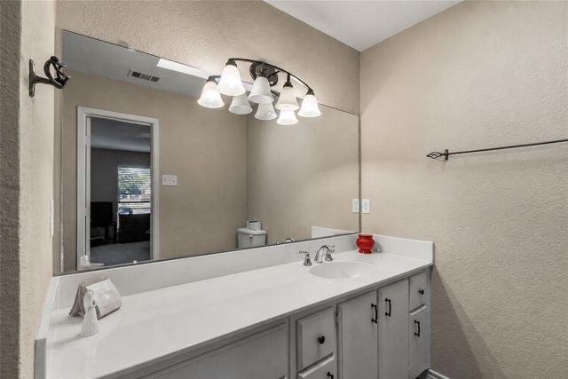 1820 Bounty View Drive, Tool, TX 75143