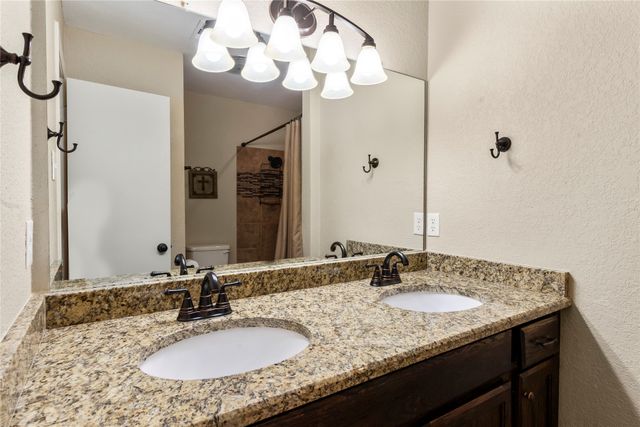 1820 Bounty View Drive, Tool, TX 75143