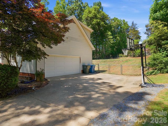 502 Camelot Drive, Salisbury, NC 28144