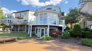 3858 Island Park Drive, Waterford, MI 48329