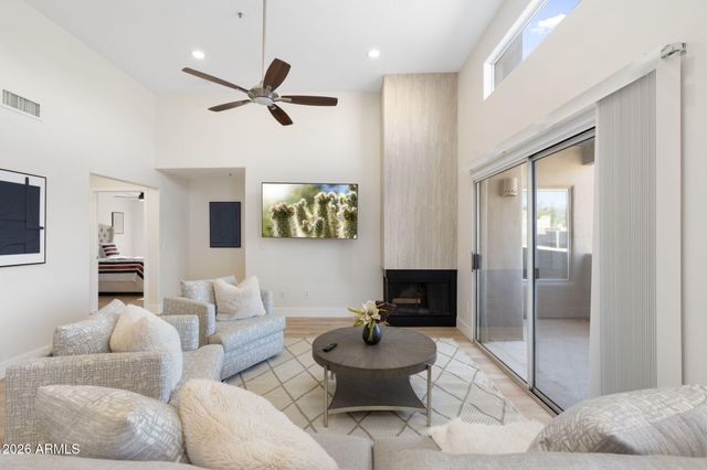 11260 N 92ND Street 2102, Scottsdale, AZ 85260