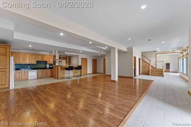 11245 Britney Lane, White Lake, MI 48386