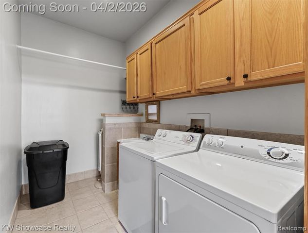 11245 Britney Lane, White Lake, MI 48386