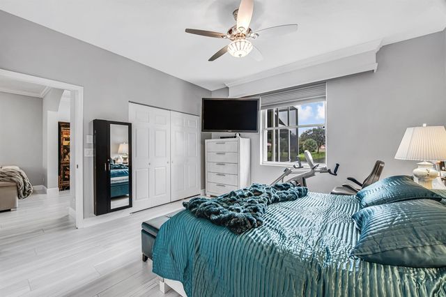 9636 Crescent View Drive N, Boynton Beach, FL 33437