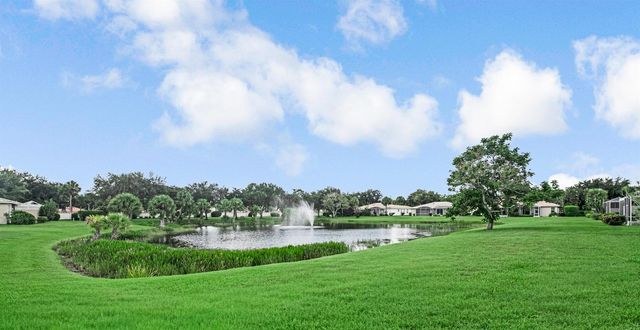 9636 Crescent View Drive N, Boynton Beach, FL 33437