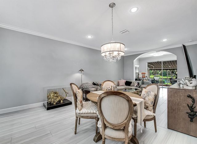 9636 Crescent View Drive N, Boynton Beach, FL 33437