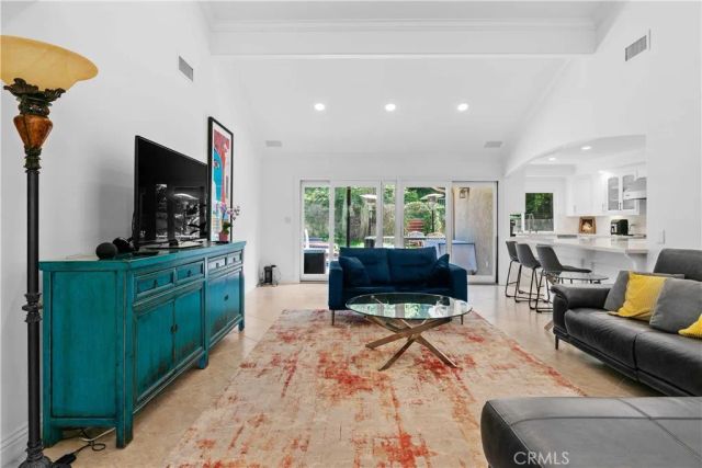 28820 Calabria, Agoura Hills, CA 91301