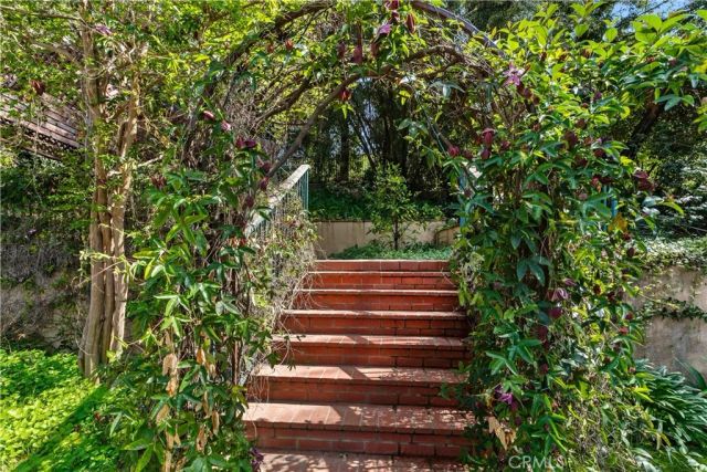 28820 Calabria, Agoura Hills, CA 91301