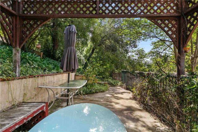 28820 Calabria, Agoura Hills, CA 91301