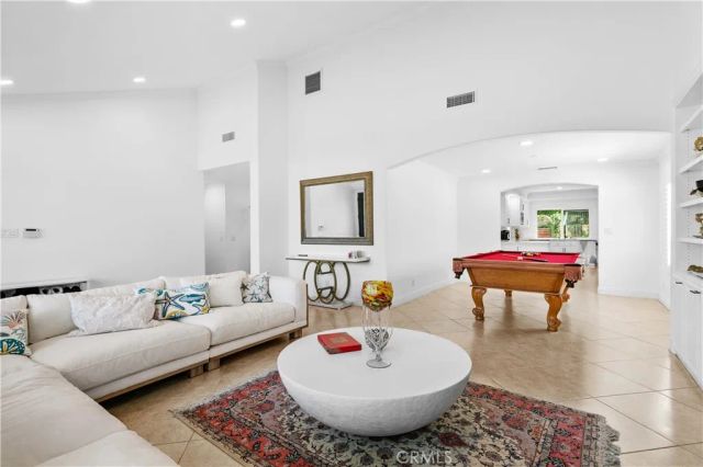 28820 Calabria, Agoura Hills, CA 91301
