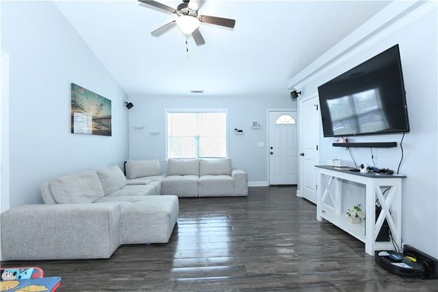 407 Church Street, Kernersville, NC 27284